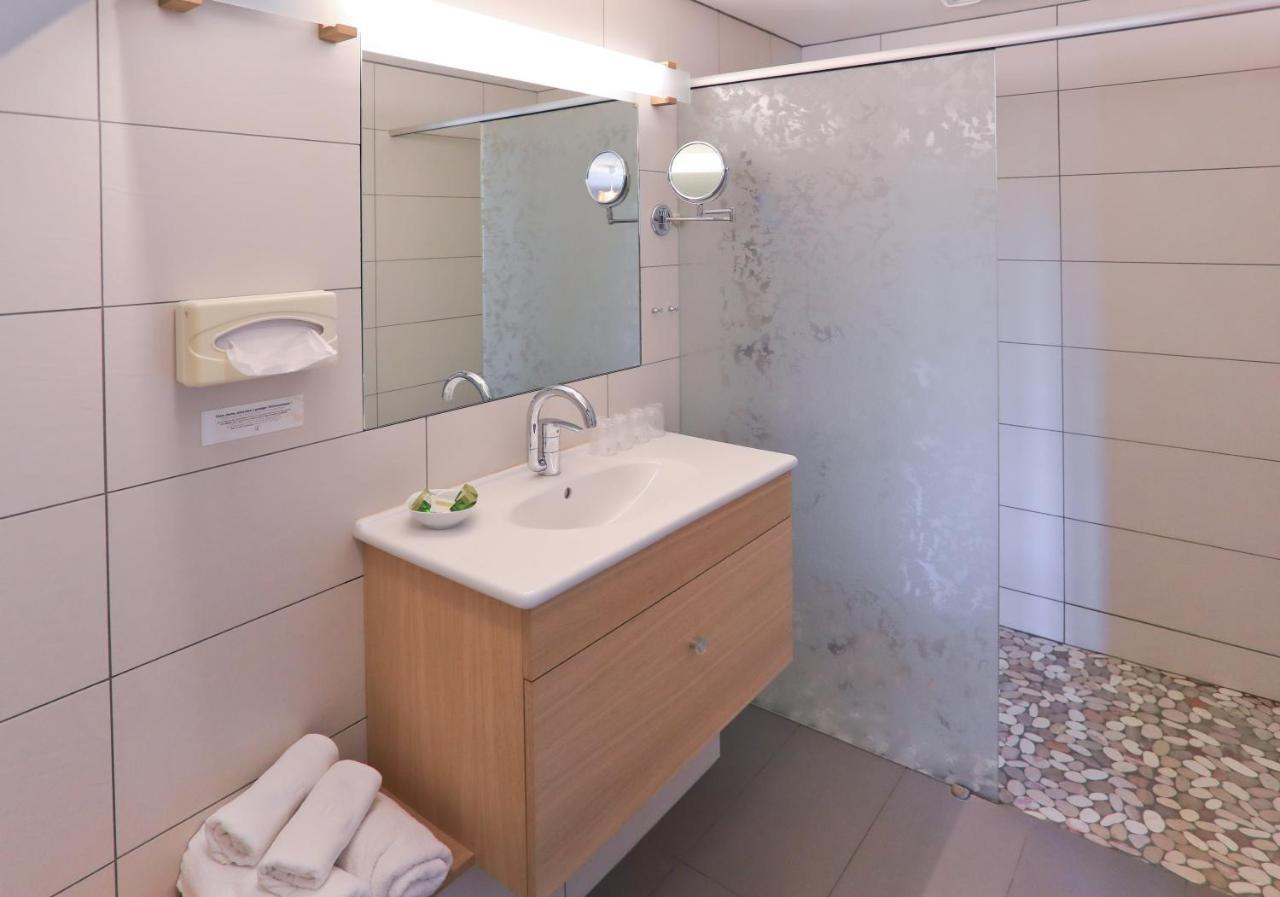 Logis Hotel Restaurant & Spa Les Remparts Salers Ngoại thất bức ảnh