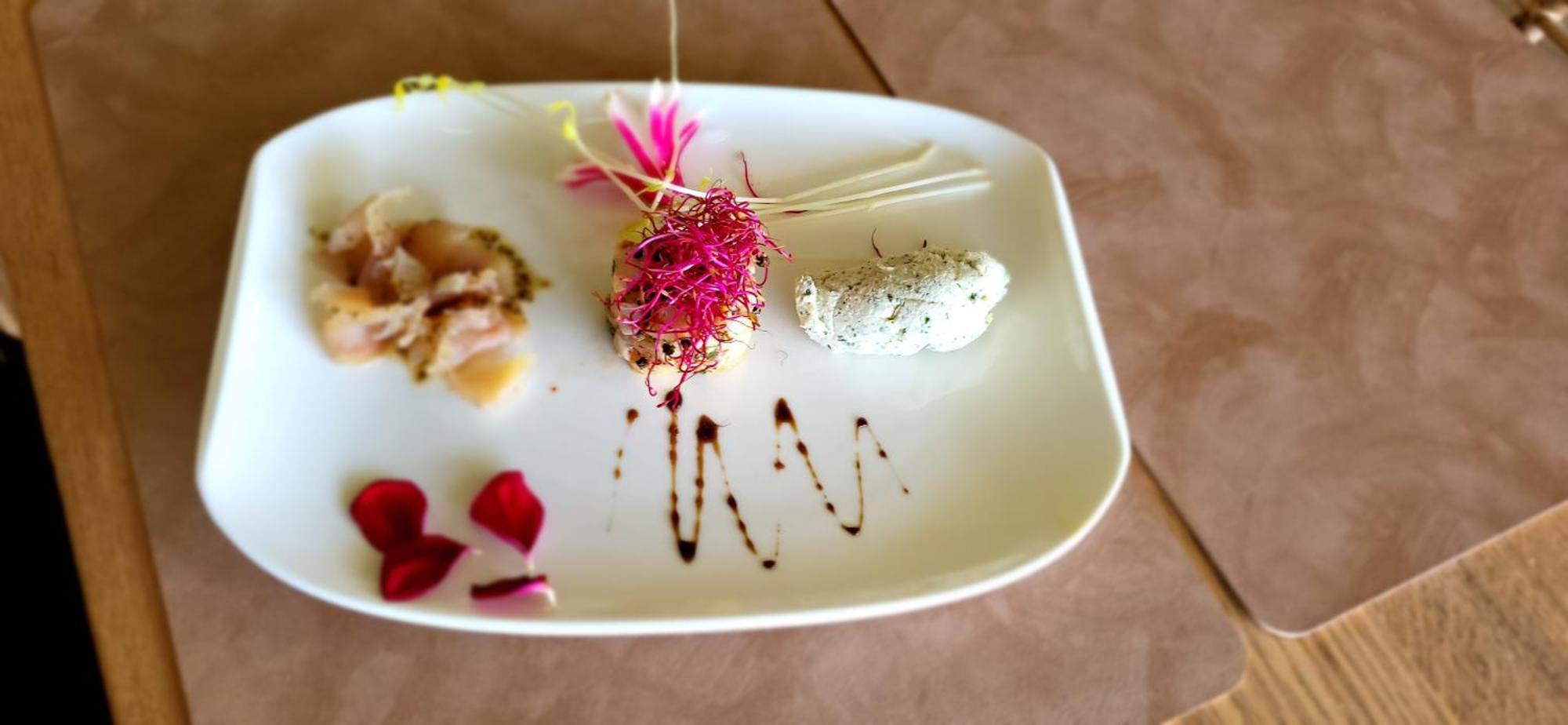 Logis Hotel Restaurant & Spa Les Remparts Salers Ngoại thất bức ảnh