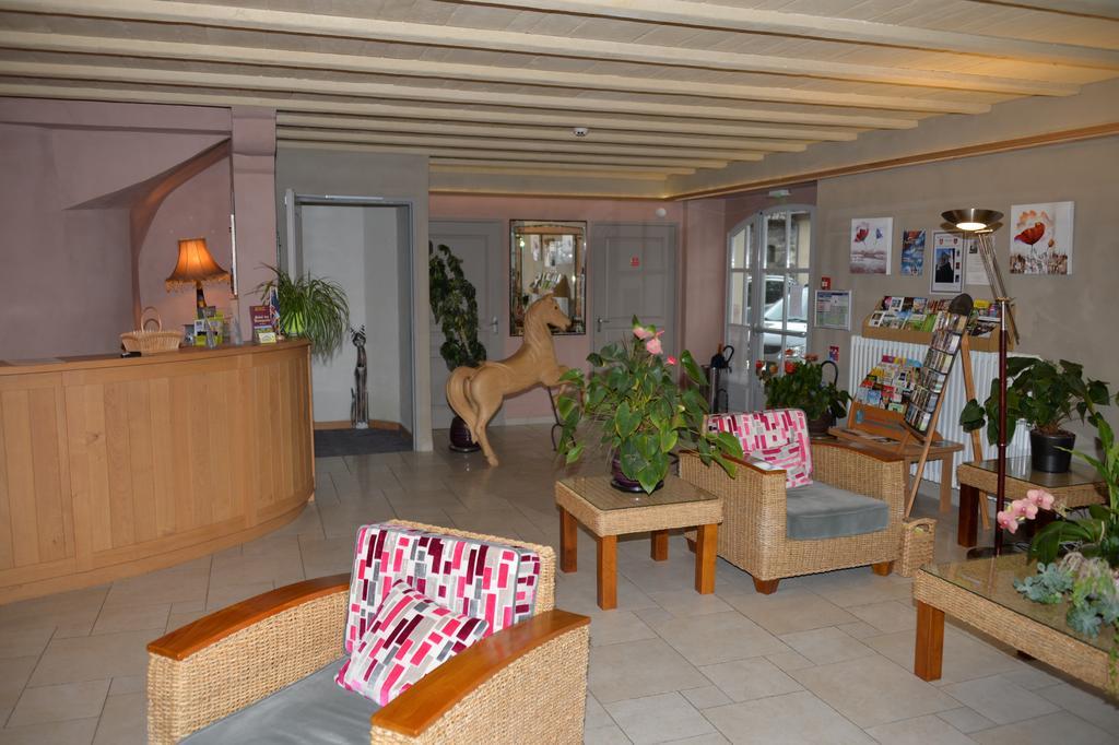 Logis Hotel Restaurant & Spa Les Remparts Salers Ngoại thất bức ảnh