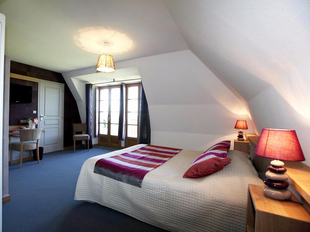 Logis Hotel Restaurant & Spa Les Remparts Salers Ngoại thất bức ảnh